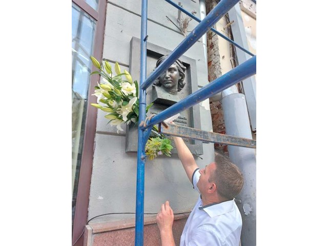 Белая лилия: юная русская героиня, самая результативная женщина-пилот Второй мировой Белая лилия: юная русская героиня, самая результативная женщина-пилот Второй мировой история