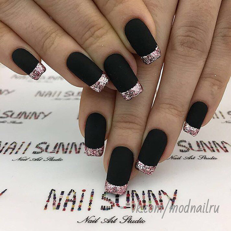 BlackNails