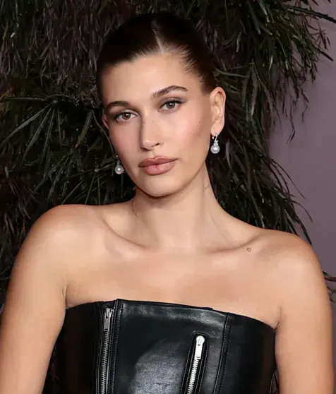 Хейли Бибер