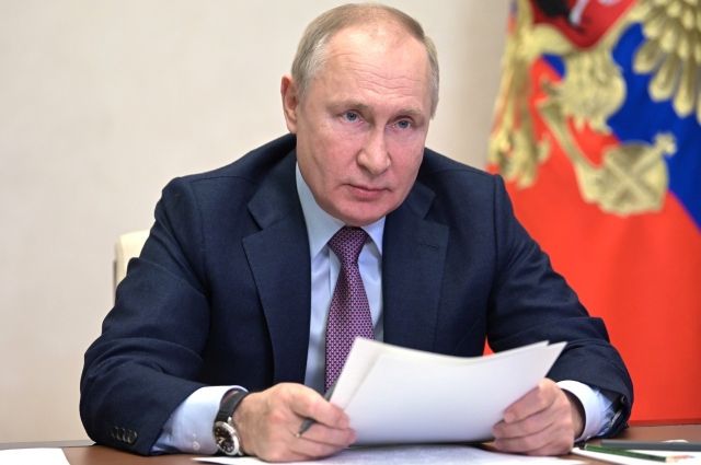Путин: те, кто не дает работать проекту СП-2, поступают глупо