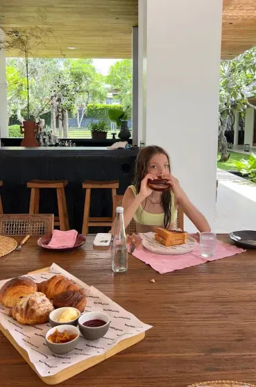 Дочь Елены Перминовой Арина