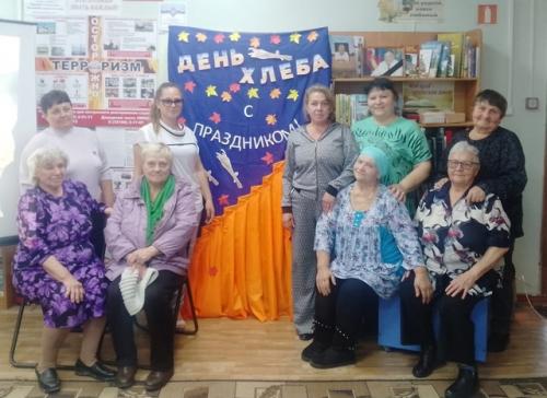 День хлеба в верхней кабанке.