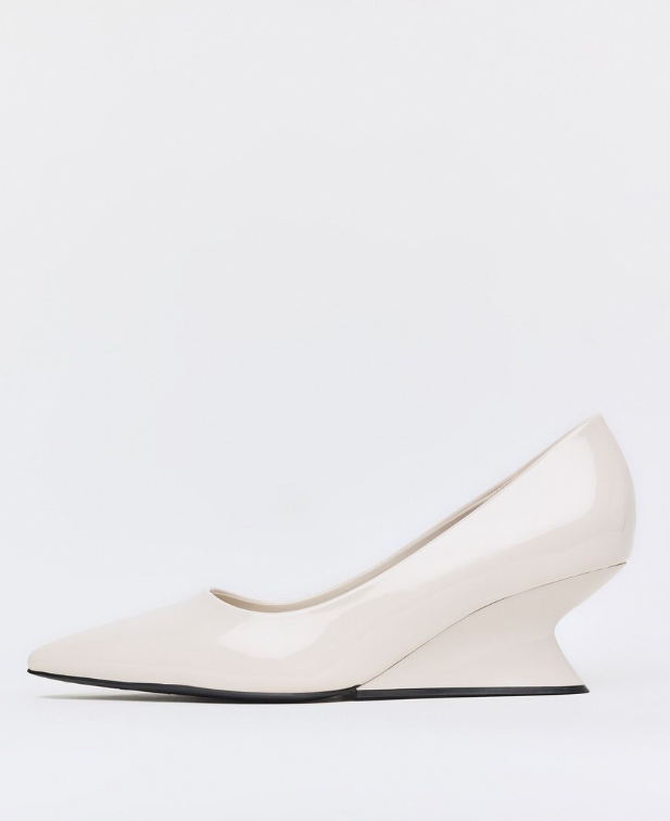 Балетки, лодочки с кружевом и босоножки из нулевых: 7 главных трендов свадебной обуви-2026 туфли, свадебных, модели, будут, смотрится, балетки, более, образ, Особенно, очень, платформе, обувь, модель, может, вариант, коллекции, который, главных, объемными, квадратным