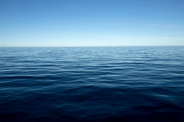 По виду самое удаленное место на планете ничем не отличается от других океанических пейзажей. /Фото: mazurtravel.com