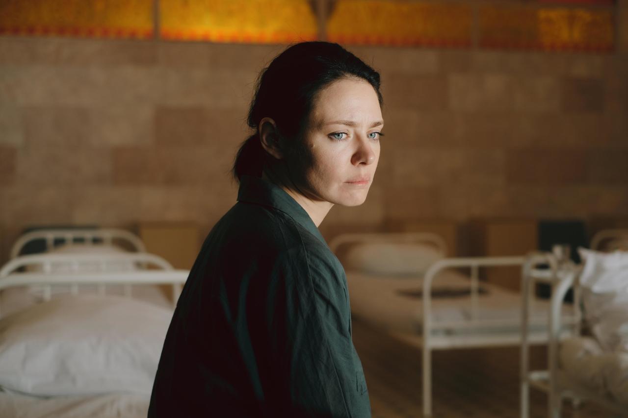 Истории с глубоким смыслом: 10 сериалов, герои которых преодолевают детские травмы Кинопоиска, СШАРейтинг, историю, преступления, отношения, становится, жизнь, РоссияРейтинг, насилие, прошлым, травмы, Камилла, возвращается, девушка, сериал, сталкивается, убивает, семьи, оказывается, сезоне