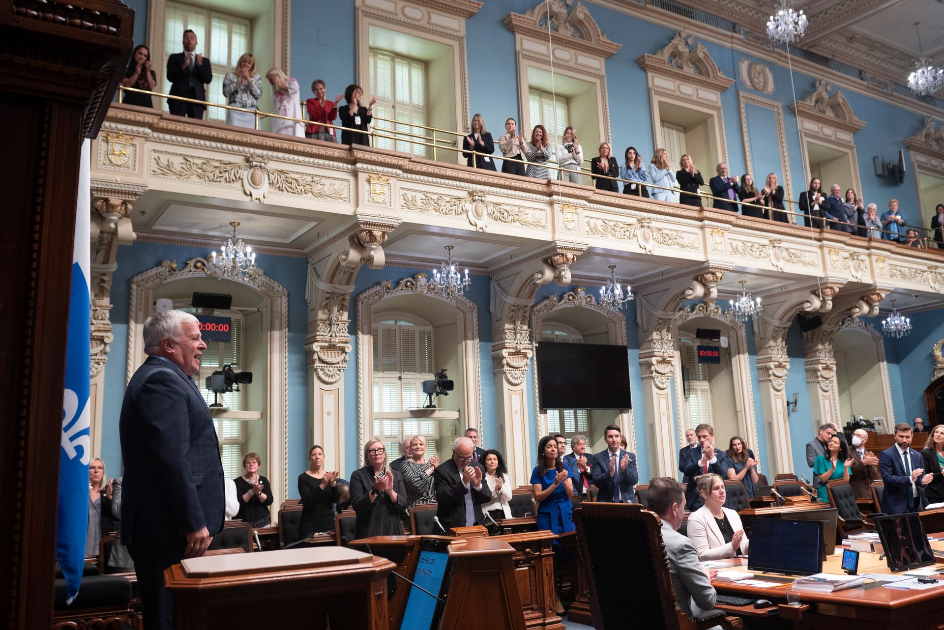 Депутаты из Квебека отказались присягать Карлу III Депутаты из Квебека отказались присягать Карлу III Весь мир