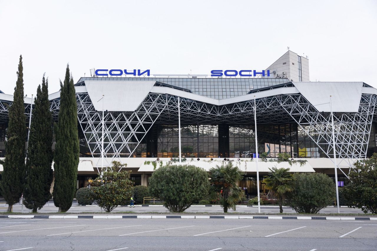 Аэропорт Сочи запустил первый самолёт в Грузию