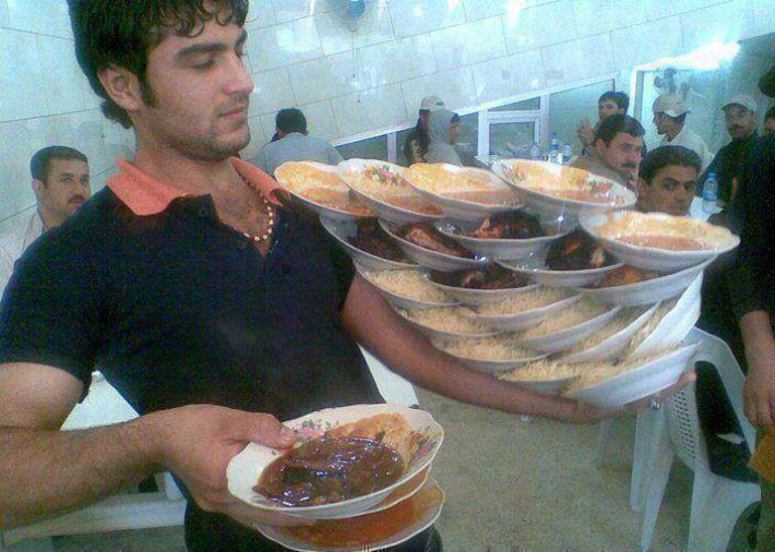 официанты которые много на себя берут 