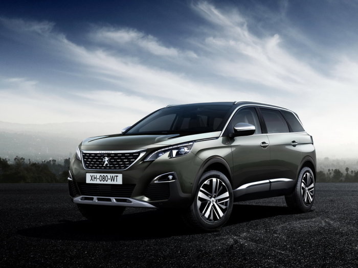 У Peugeot 5008 все очень плохо в России.