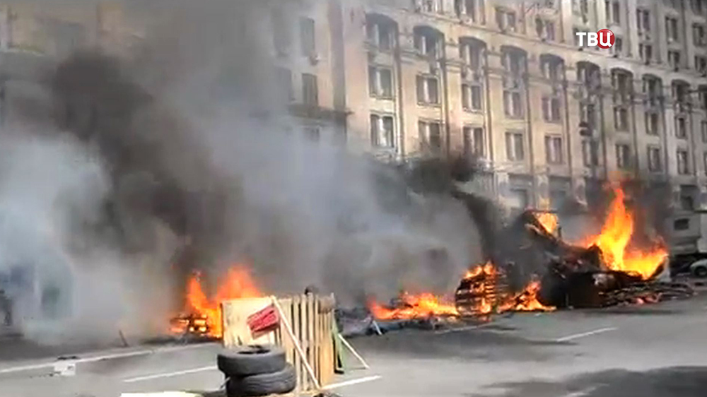 Беспорядки на Майдане Незалежности 