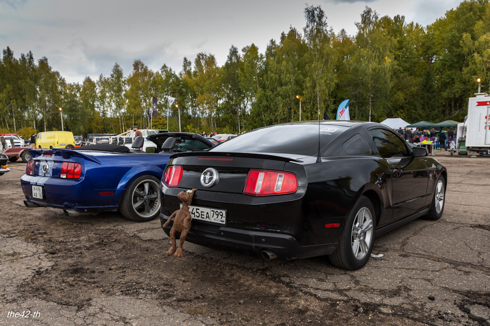 Маленькая девочкая и большие машины Маленькая девочкая и большие машины авто и мото,автомобили,автомобиль,история,машины,Россия,тюнинг