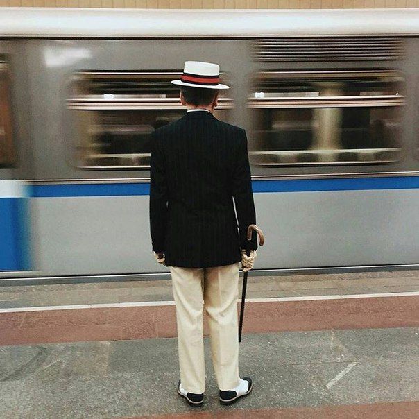 мода петербургского метро, мода метро, модники в транспорте, странные пассажиры метро 