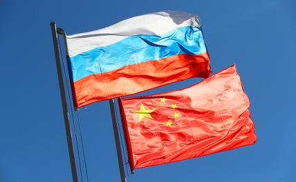 Байден не знает, что делать с Путиным и Си Цзиньпином