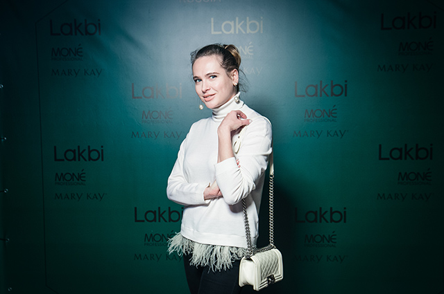 Юлия Барановская, Полина Аскери, Татьяна Котова и другие на модном показе в ЦВЗ "Манеж" Светская жизнь