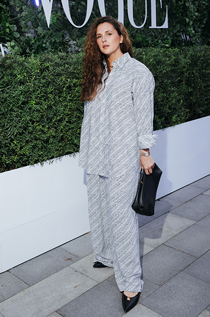 Елена Летучая, Рената Литвинова, Екатерина Варнава и другие на летней вечеринке в Москве Елена Летучая, Рената Литвинова, Екатерина Варнава и другие на летней вечеринке в Москве Светская жизнь