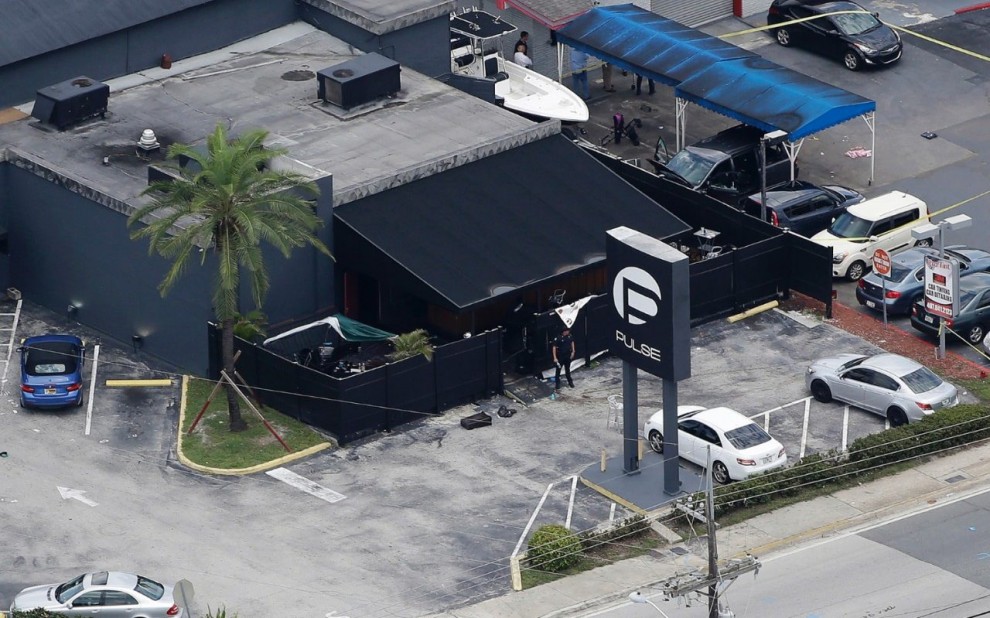 Массовое убийство в гей-клубе в Орландо: застрелены 50 человек