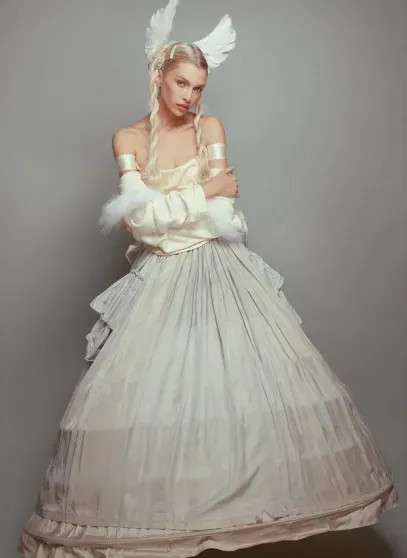 Стелла Максвелл