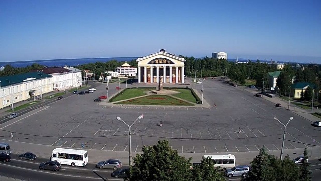 Площадь кирова. Площадь Кирова Петрозаводск. Театральная площадь Петрозаводск. Площадь Кирова Томск. Пл Кирова Петрозаводск.