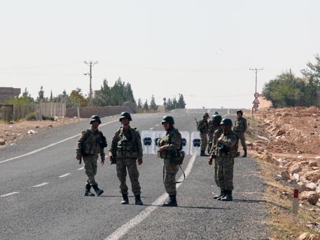 Сотня турецких военных вторглась на территорию Сирии