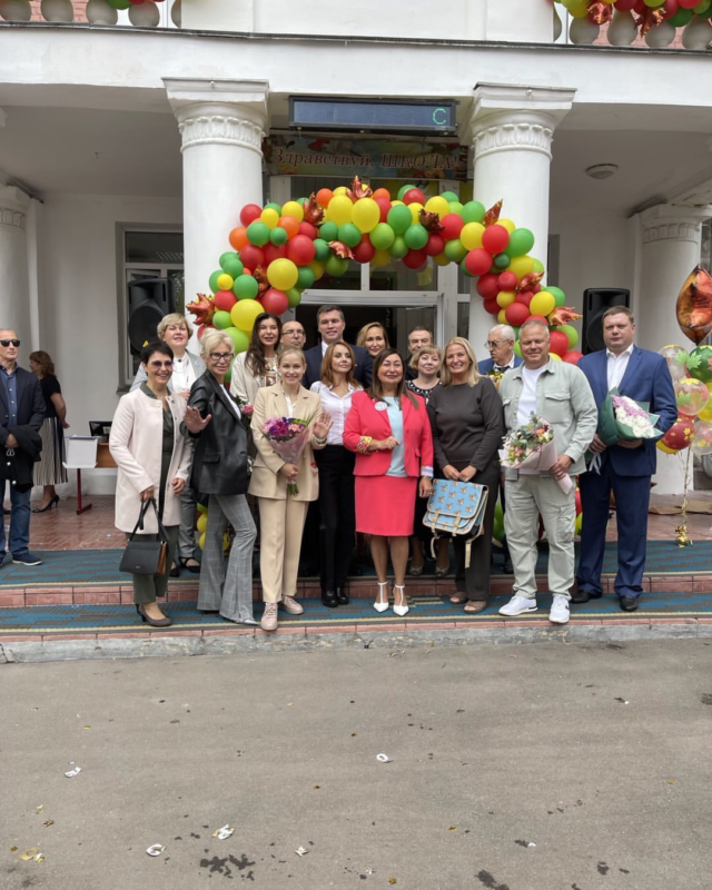 Вышедшая из комы МакSим лично проводила дочку в 1 класс