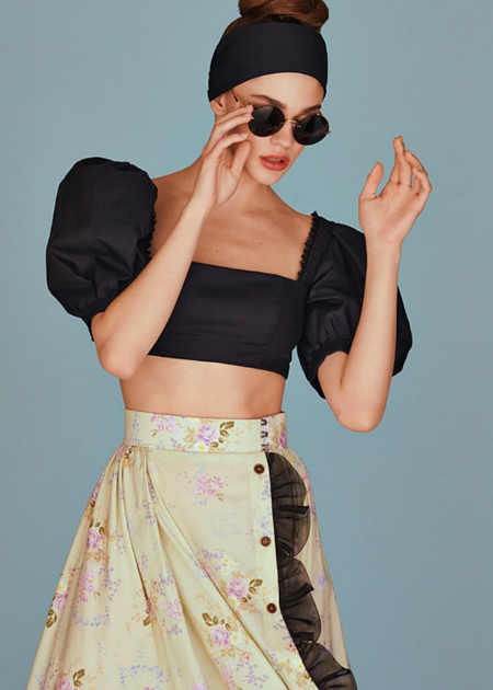 От восточной линии Алены Ахмадуллиной до круиза от Ульяны Сергеенко: лукбуки новых коллекций российских дизайнеров От восточной линии Алены Ахмадуллиной до круиза от Ульяны Сергеенко: лукбуки новых коллекций российских дизайнеров Мода,Новости моды