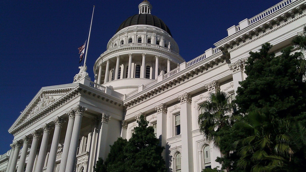 Профессор Дрезнер считает, что санкции США против России говорят об упадке Вашингтона