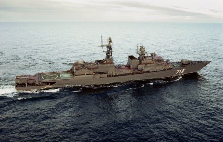 "Русский матрос задать умеет правильный вопрос".....