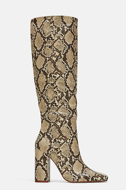 Шагай смело: 27 пар сапог и ботильонов, чтобы наступить хмурой осени на горло новости моды