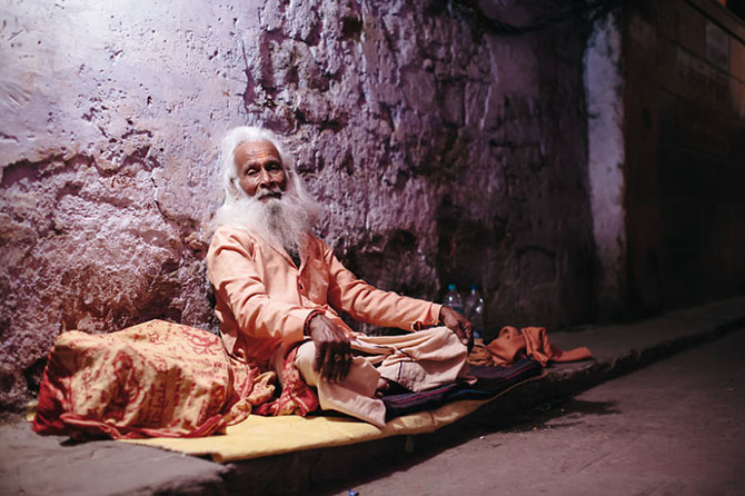 Жизнь самых почитаемых людей Индии Жизнь самых почитаемых людей Индии Индия,религия,садху