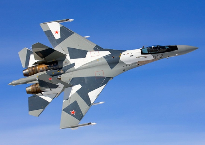 В National Interest объяснили, чем Су-35 лучше американского F-15 Eagle