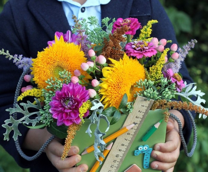 Букет цветов - это круто. /Фото: yandex.by.