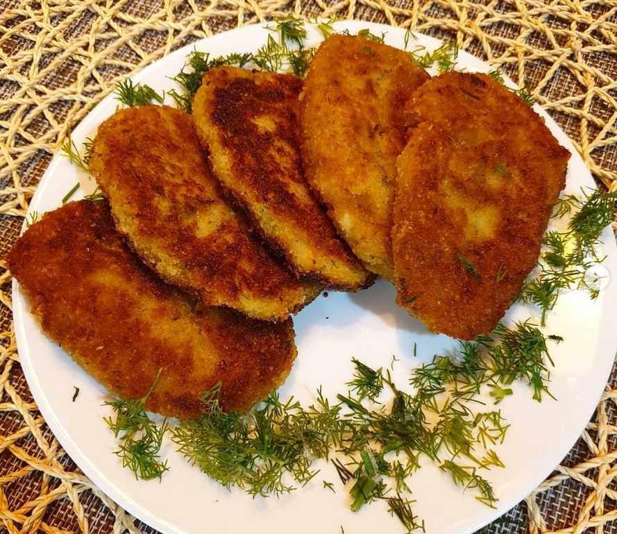 Рецепт вкусных капустных котлет. Котлеты. Капустные. Котлеты. Капустные котлеты. Капустные котлетки диетические. Капустные котлеты в духовке диетические.