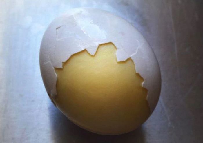 Как сварить яйцо желтком наружу: нехитрый трюк лучше, минут, наружу, варки, чулок, чтобы, целом, будет, желтком, варим, варенных, яицВсмятку, определиться, «традиционных», приготовлением, также, точно, обстоят, общем, временем