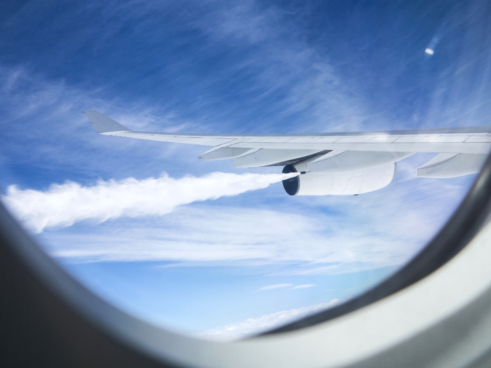 Зачем самолеты сбрасывают топливо в полете?