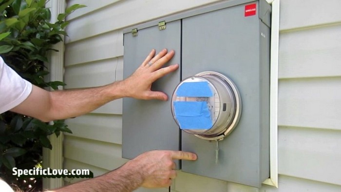 Техника опасности: 10 идей, куда спрятать запасной ключ домашний очаг