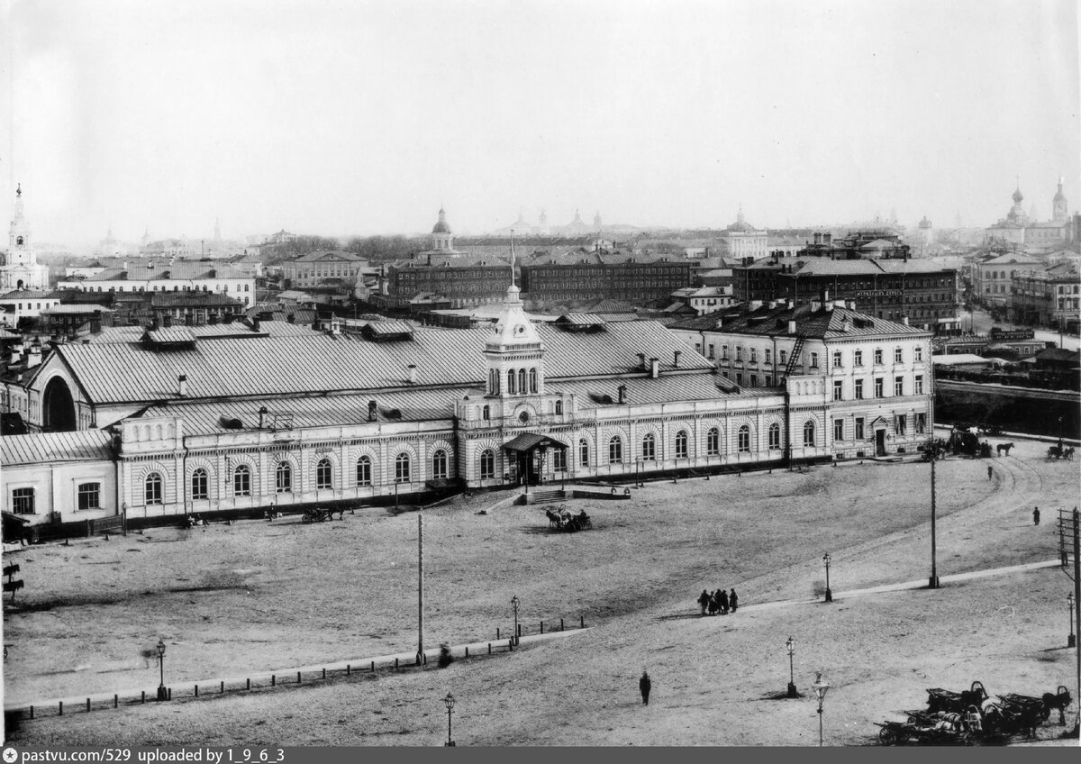 Старое здание Казанского вокзала, 1888. С сайта www.pastvu.com.