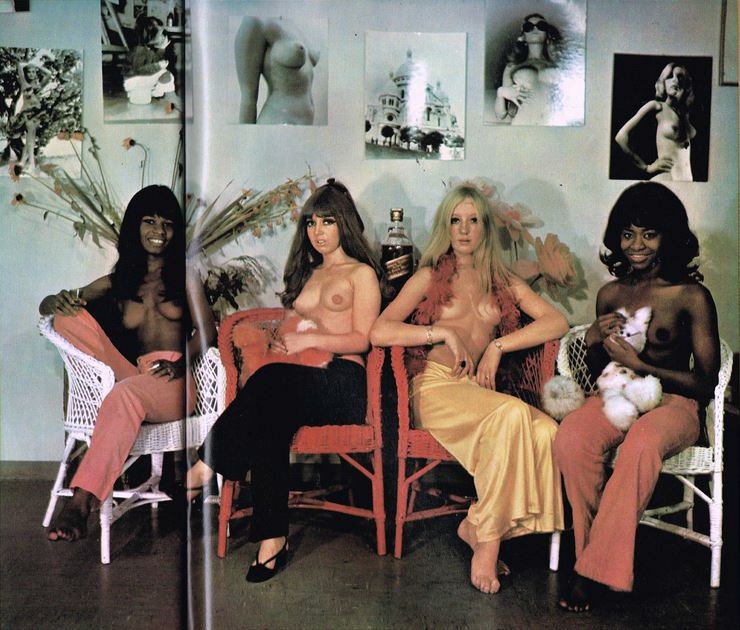 Как женщины пели на сцене с обнаженной грудью. История музыкальных топлес-групп Как женщины пели на сцене с обнаженной грудью. История музыкальных топлес-групп девушки