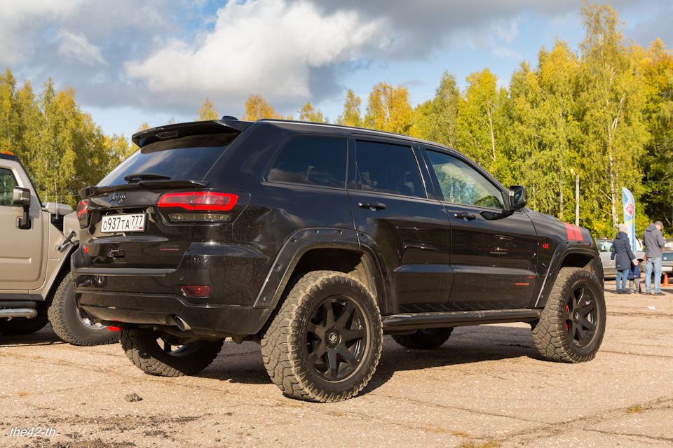 Маленькая девочкая и большие машины Маленькая девочкая и большие машины авто и мото,автомобили,автомобиль,история,машины,Россия,тюнинг