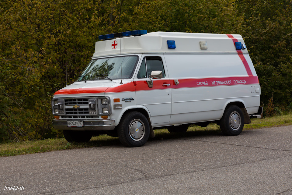 Маленькая девочкая и большие машины Маленькая девочкая и большие машины авто и мото,автомобили,автомобиль,история,машины,Россия,тюнинг