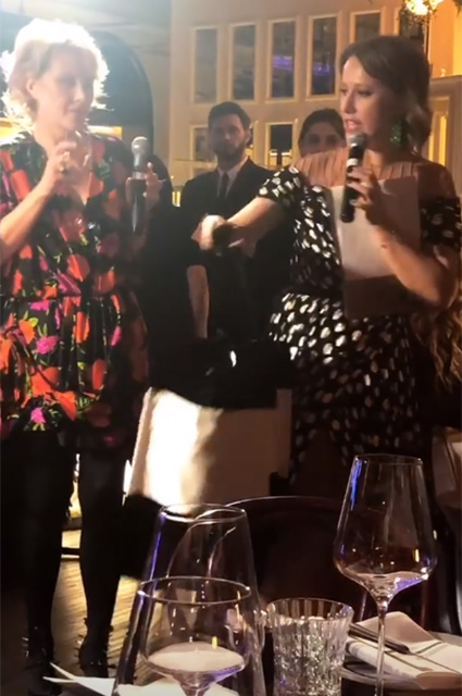 Ксения Собчак, Земфира и Яна Рудковская на благотворительном вечере Ренаты Литвиновой Ксения Собчак, Земфира и Яна Рудковская на благотворительном вечере Ренаты Литвиновой Светская жизнь