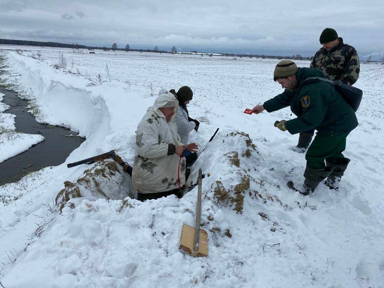 Петербуржцы открыли сезон охоты и сами стали жертвами охотников-чиновников