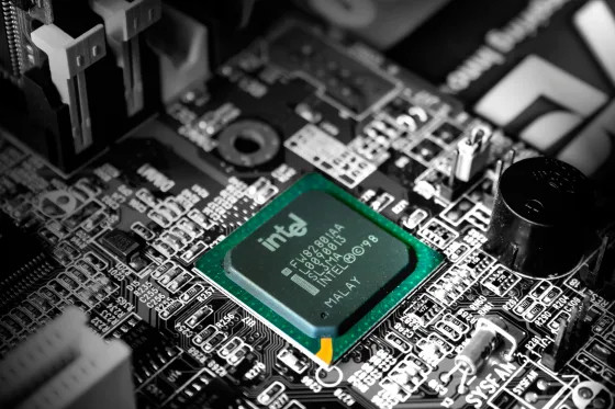 Intel и Microsoft зарегистрировали торговые марки в России