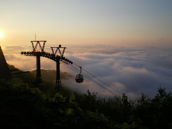 7 метров над уровнем неба: япоская терраса, взмывшая над облаками