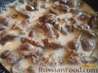 Фото к рецепту: Желудки куриные в сметане