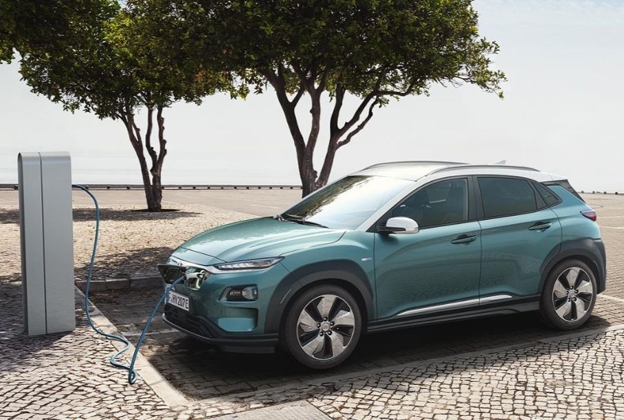 Электрический Hyundai Kona сгорел на зарядной станции Электрический Hyundai Kona сгорел на зарядной станции Новости