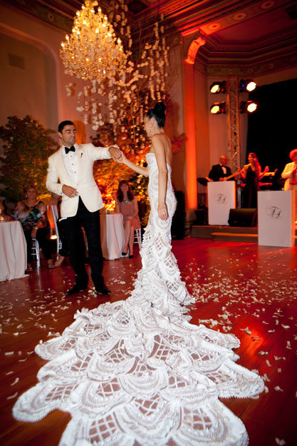 Невеста из Австралии мечтала об уникальном свадебном платье. Ее наряд восхитил весь мир! Невеста из Австралии мечтала об уникальном свадебном платье. Ее наряд восхитил весь мир! девушки,мир