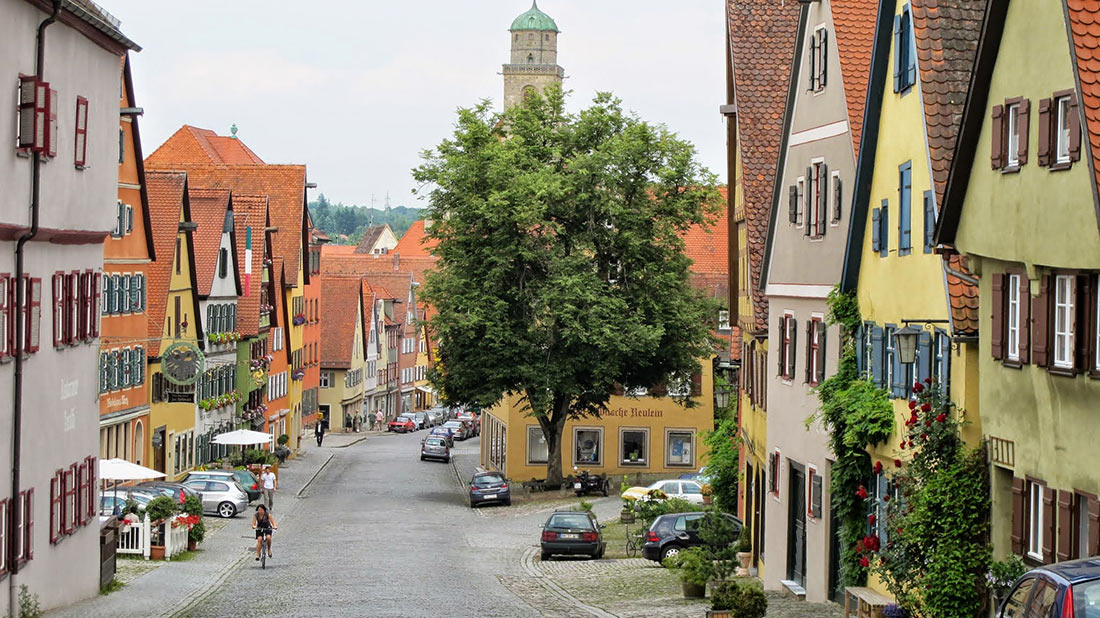 Романтическая дорога Германии: уникальное путешествие по средневековым городам Германии, дорога, здесь, город, города, находится, городок, церковь, который, городов, достопримечательностей, можно, славится, знаменит, Романтической, замок, самых, расположен, достопримечательность, музей