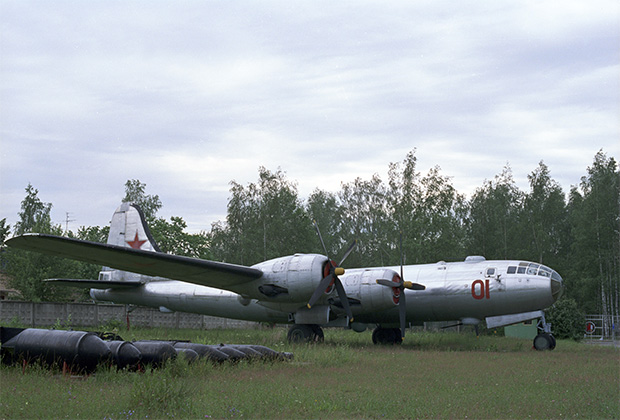 Ту-4