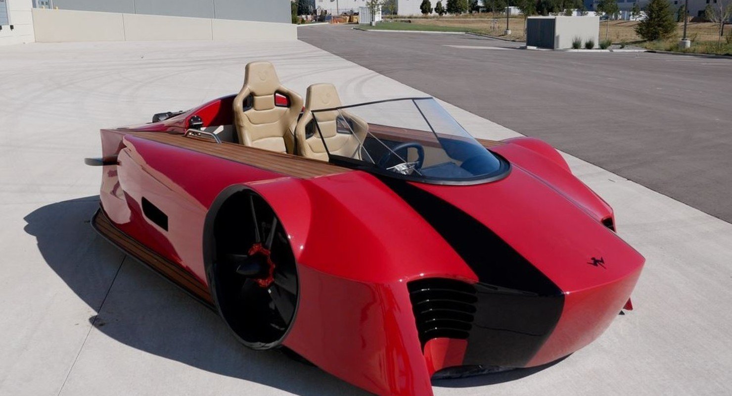 Необычный суперкар от vonMercier может двигаться по воде