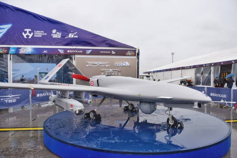 Крылатая ракета с функциями барражирующего боеприпаса: Bayraktar Kemankeş оружие